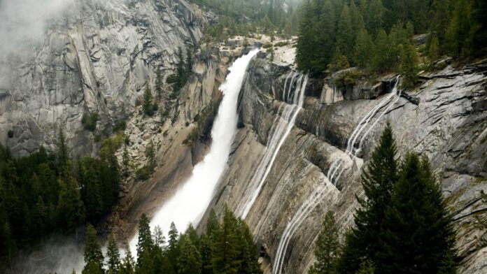 What do You Know About Nevada Falls: A Majestic Cascade in Yosemite's Wilderness