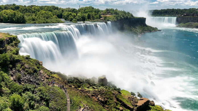 Niagara Falls: A Majestic Wonder Unveiled
